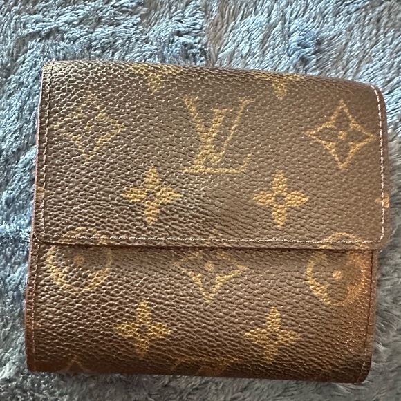 Louis Vuitton Monogram Trifold Wallet - Picture 2 of 10